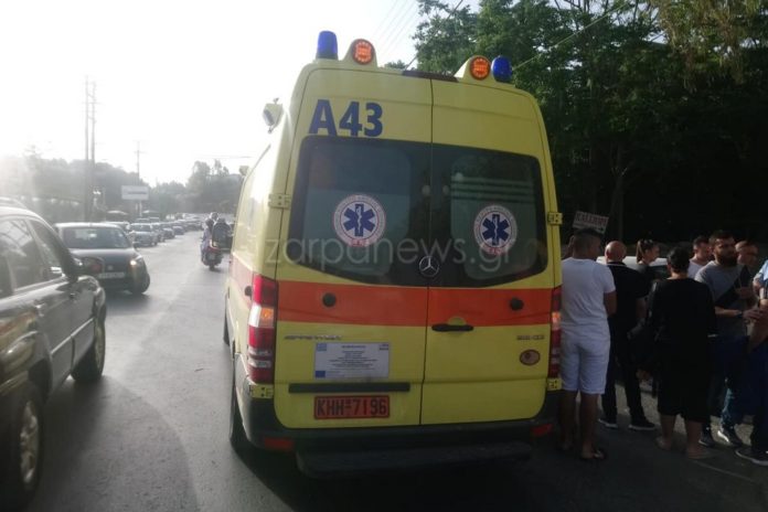 Τροχαίο με μηχανάκι και έναν τραυματία στον Μακρύ Τοίχο