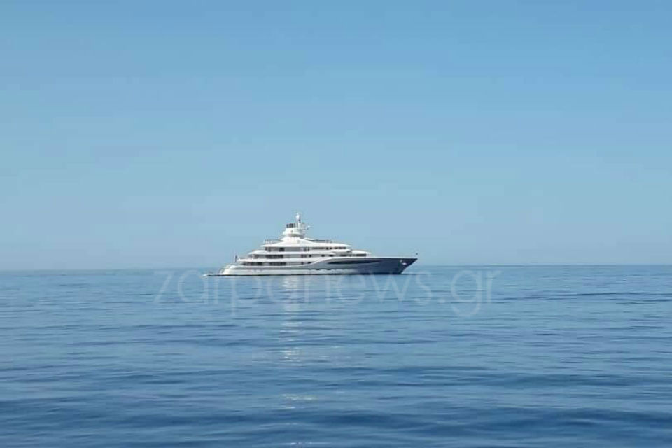 Μεξικανός μεγιστάνας με υπερπολυτελές σκάφος κάνει διακοπές στα Χανιά