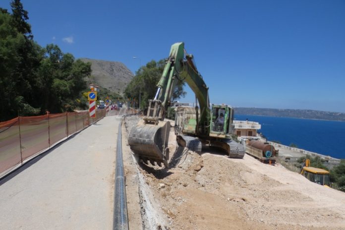 Οργασμός εργασιών στα Μεγάλα Χωράφια – Πότε θα δοθεί στην κυκλοφορία η δεύτερη λωρίδα
