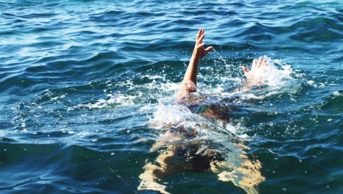 Συναγερμός στο Λιμενικό – Χάθηκαν μικρά παιδιά μέσα στη θάλασσα
