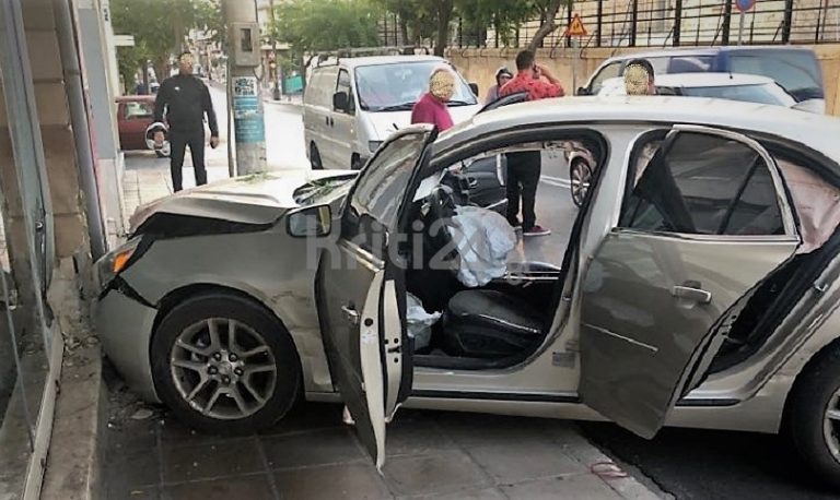 Χανιά: Πρωινό τροχαίο με ένα τραυματία στο κέντρο της πόλης (φωτο)