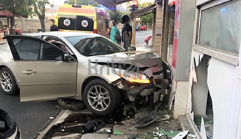 Χανιά: Πρωινό τροχαίο με ένα τραυματία στο κέντρο της πόλης (φωτο)