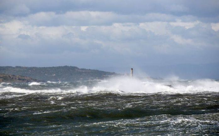 Απαγορευτικό απόπλου από και προς Kρήτη – Στα 8-9 μποφόρ οι άνεμοι στο Αιγαίο