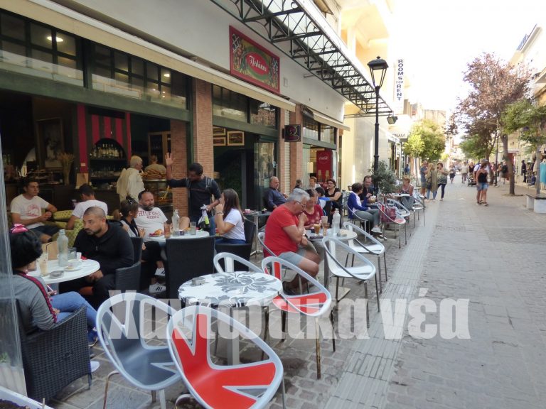Ανησυχία στον κλάδο της εστίασης και στα Χανιά φέρνει η εφαρμογή του νέου αντικαπνιστικού νόμου που ψηφίστηκε πρόσφατα και προβλέπει καθολική απαγόρευση του καπνίσματος και “τσουχτερά” πρόστιμα για τους παραβάτες.