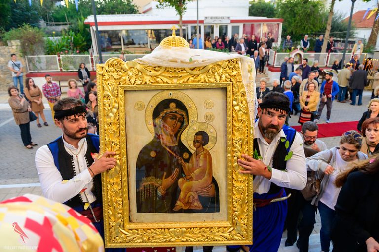 Τα Χανιά υποδέχτηκαν την Παναγία του Τιχβίν