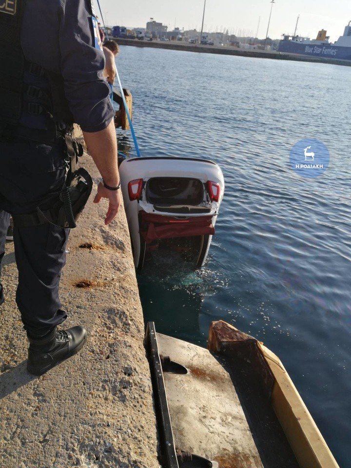 Κρητικός πνίγηκε σε βουτιά θανάτου στο λιμάνι της Ρόδο (φωτο)