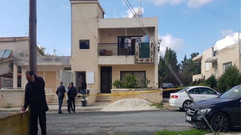 Σοκ στην Κύπρο: Σκότωσε την εν διαστάσει σύζυγό του μπροστά στα παιδιά τους