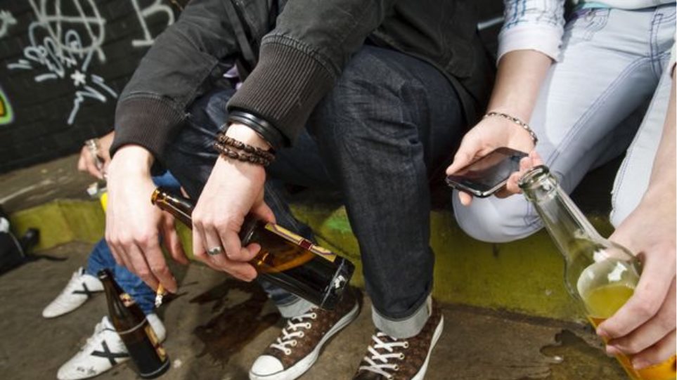 Κρήτη: Αποβλήθηκαν 18 μαθητές επειδή κατανάλωσαν αλκοόλ εντός σχολείου