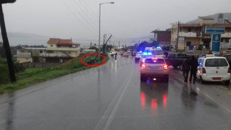 Σοβαρό τροχαίο στα Χανιά! Αυτοκίνητο έπεσε σε χαντάκι, μετά από σύγκρουση με άλλο όχημα (φωτο)