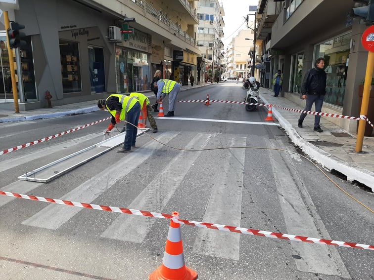 Χανιά: Συνεργεία του Δήμου αλλάζουν την πόλη (φωτο)