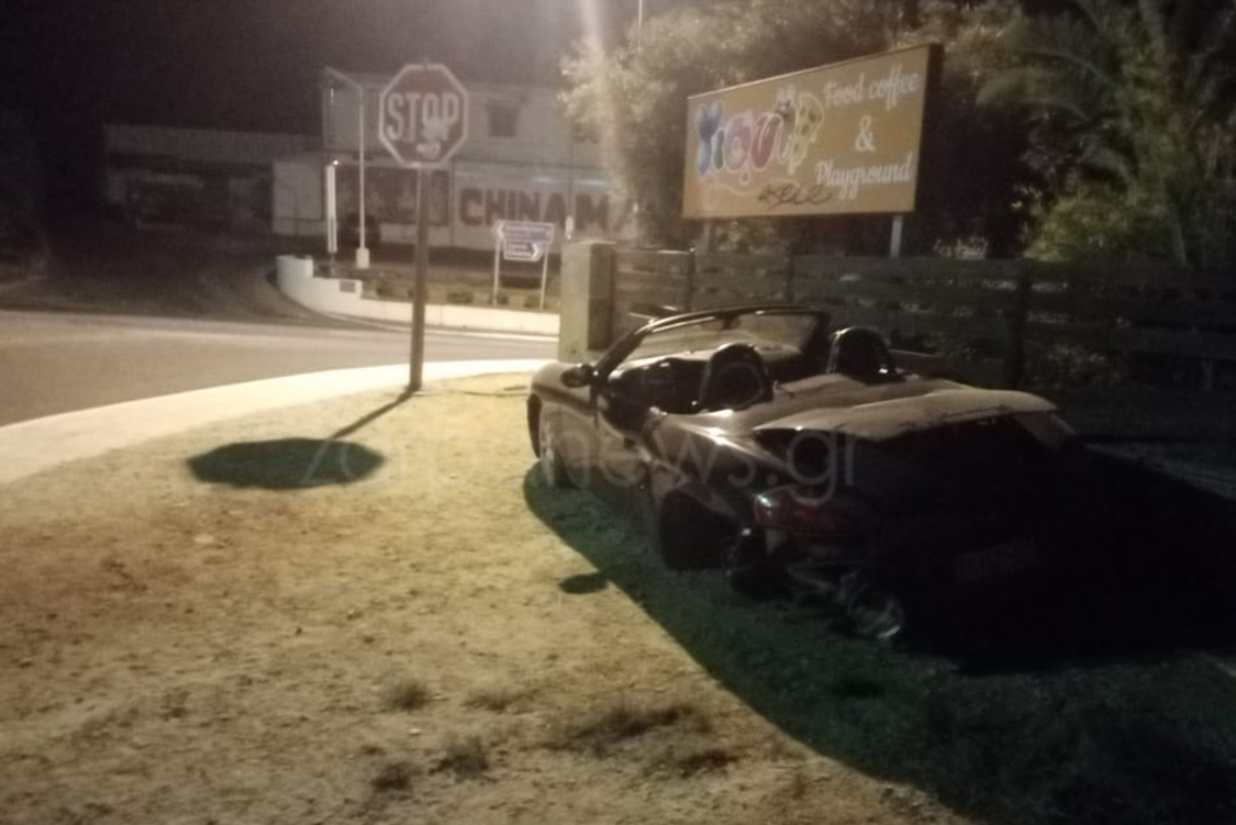 Χανιά: Porsche απογειώθηκε, κατέληξε σε τοίχο και διαλύθηκε (φωτο)
