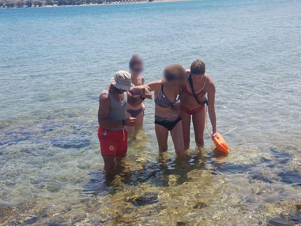 Χανιά: Ναυαγοσώστες έσωσαν άλλη μία ζωή! (φωτο)