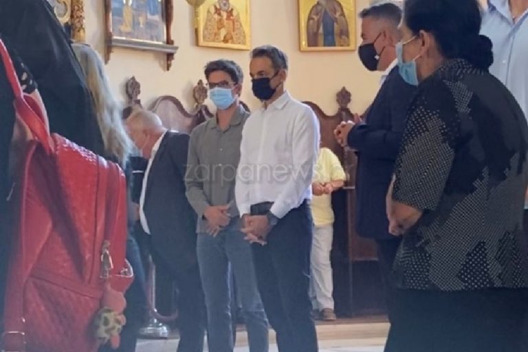 Χανιά: Στην Αγία Τριάδα εκκλησιάστηκε ο πρωθυπουργός για τον Δεκαπενταύγουστο (video)