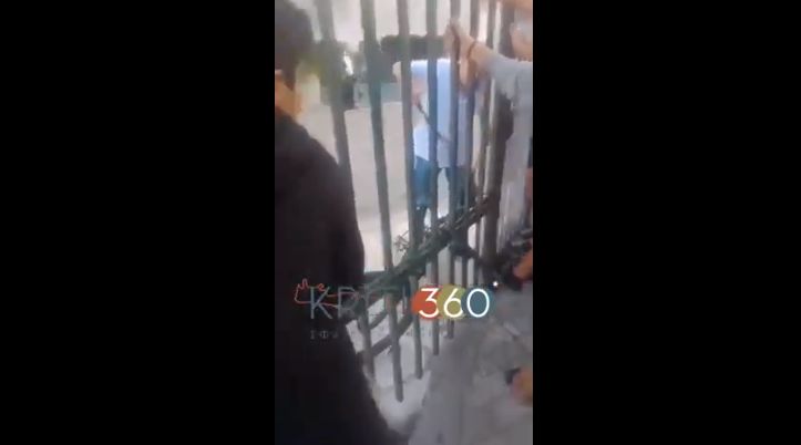 Χανιά: Διευθυντής προσπαθεί να σπάσει κατάληψη (video)