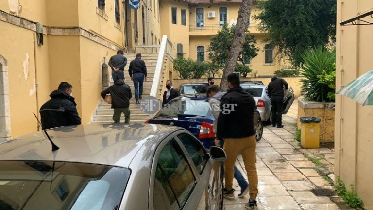 Χανιά: Στον Εισαγγελέα οι τρεις Χανιώτες που κατηγορούνται για κλοπές από ΑΤΜ τραπεζών (φωτο)