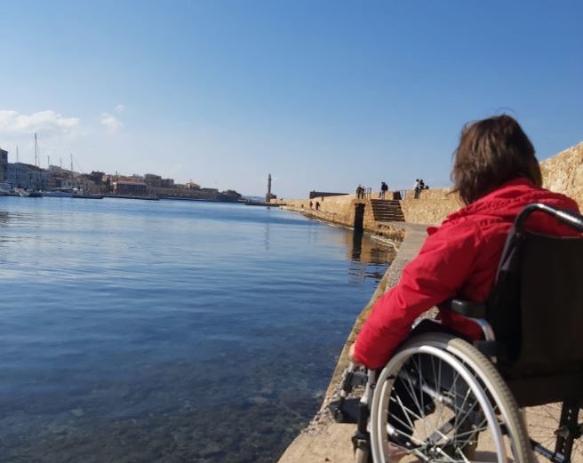 Έκκληση Χανιώτη για τα δικαιώματα των ΑΜΕΑ: «Γιατί να μην μπορώ να πάω και εγώ στο Φάρο της πόλης μου;»