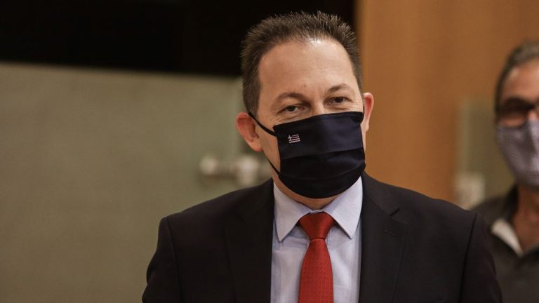 Πιθανό να ανοίξουν τα σχολεία στις 8 Ιανουαρίου ανάφερε ο Πέτσας