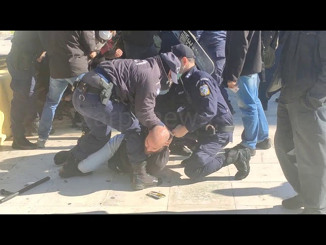 Χανιά: Σοβαρά επεισόδια στο κέντρο της πόλης (φωτο)
