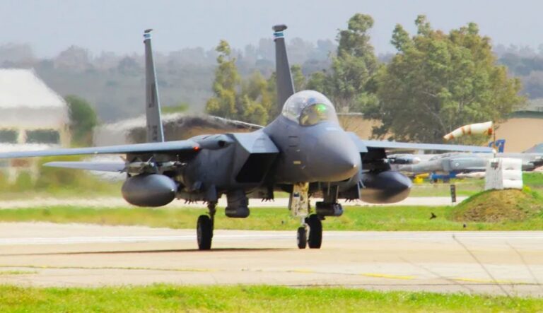 Χανιά: Έφτασαν στη Σούδα F-15 της Σαουδικής Αραβίας