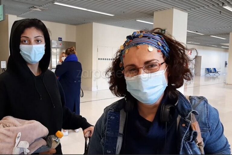Χανιά: “Εδώ είναι πιο ασφαλές περιβάλλον” - Τι είπαν οι πρώτοι τουρίστες στο αεροδρόμιο (video)