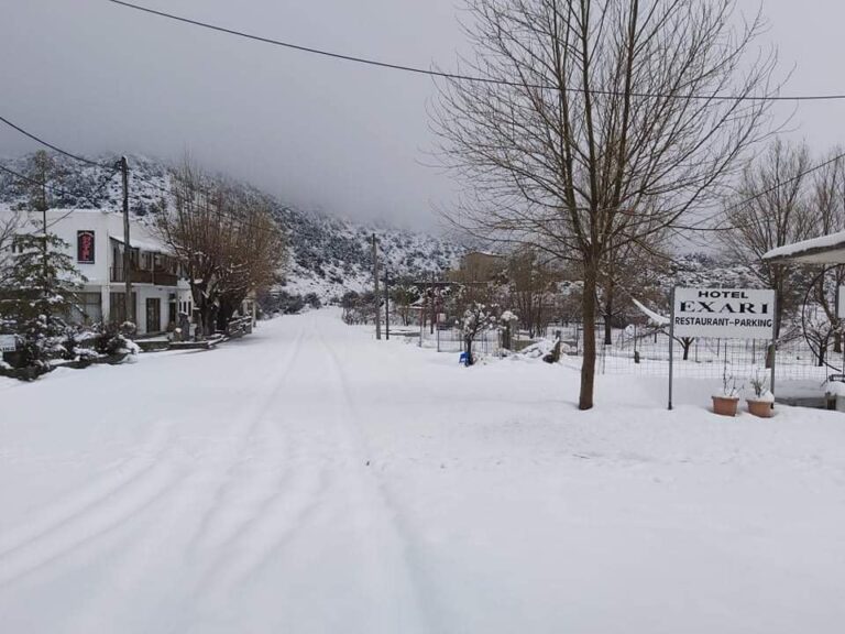 Χανιά: Χιόνισε και πάλι ο Ομαλός (φωτο-video)