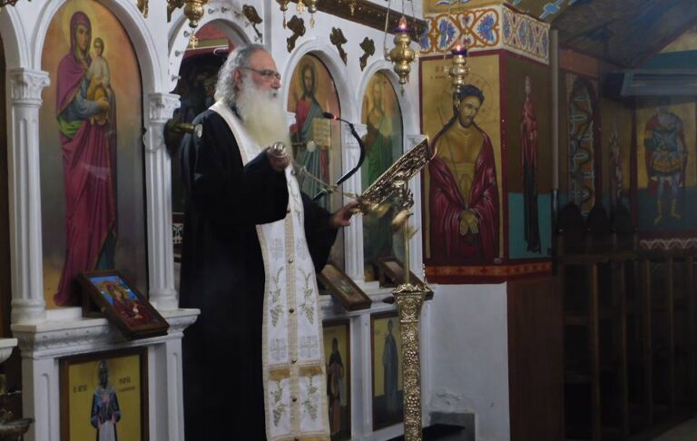 Πέθανε από κορωνοϊό ο ιερέας Δημήτριος Κοκολινάκης - Πότε θα γίνει η κηδεία
