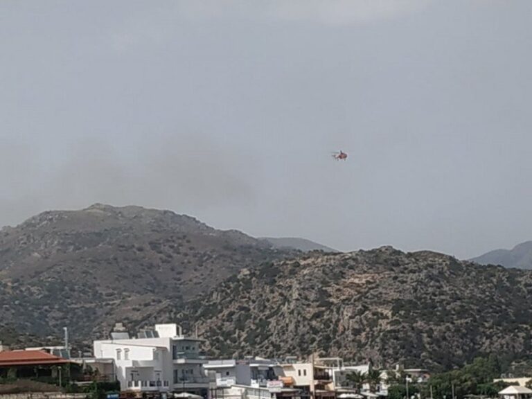 Χανιά: Ανεξέλεγκτη φωτιά στο Κακοδίκι - Έκλεισε ο δρόμος Χανιά - Παλαιόχωρα
