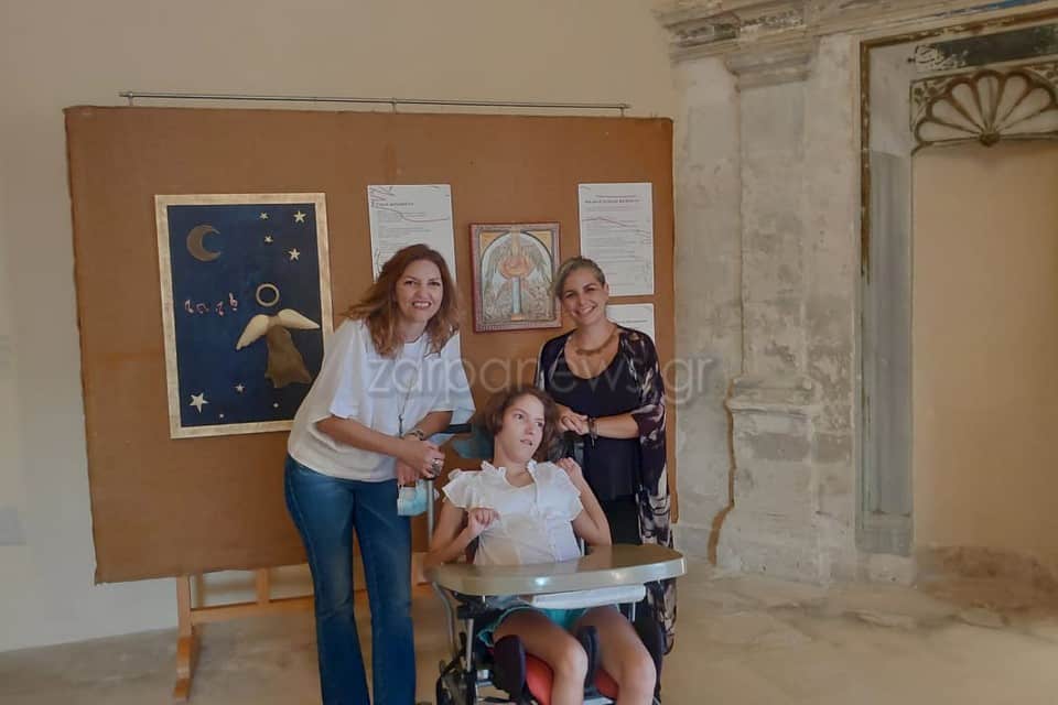 Τετραπληγική Χανιώτισσα γράφει ποιήματα και συγκινεί με τον τρόπο που επικοινωνεί (φωτο)