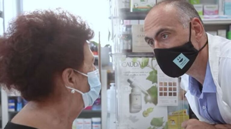 Κρήτη: Ξεκαρδιστικό σποτ για τον εμβολιασμό με 5G και... Πανταζή (video)
