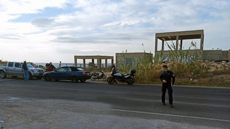 Άγρια δολοφονία στην Κρήτη - 54χρονος μαχαίρωσε την πρώην σύζυγο του! (βιντεο)