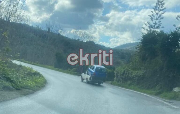 Κρήτη: Φόρτωσε το αυτοκίνητο στην καρότσα! (φωτο)