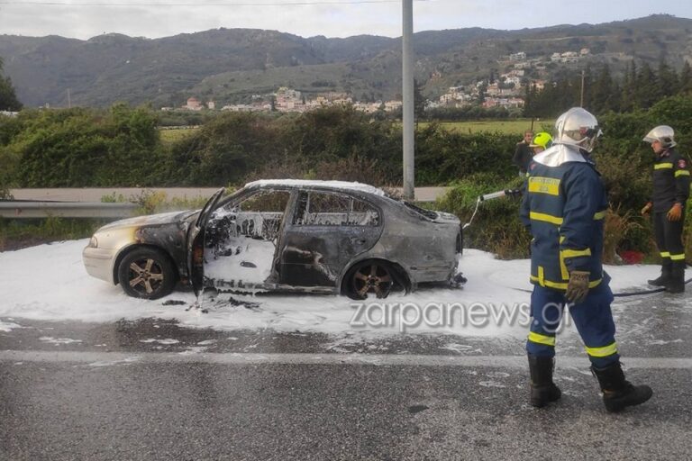 Χανιά: Αυτοκίνητο πήρε φωτιά εν κινήσει στην εθνική οδό - Μεγάλο κυκλοφοριακό κομφούζιο (φωτο - video)