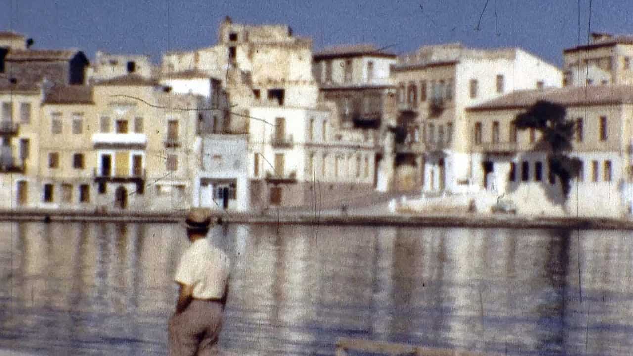 Χανιά 1962 - Βόλτα στο λιμάνι. Βουβό έγχρωμο φιλμ 8mm. (video)