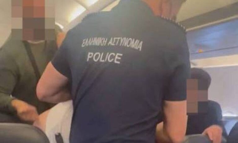 Απίστευτο περιστατικό σε πτήση προς Κρήτη: Αδέρφια πλακώθηκαν επειδή ο ένας… ούρησε τον άλλο (φωτο)