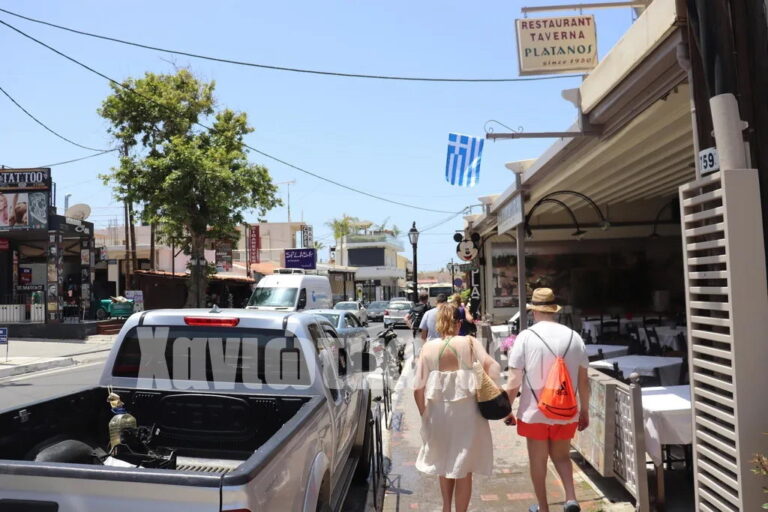 Ποσοστά πληρότητας που πλησιάζουν αυτά του 2019 παρουσιάζει τις ημέρες αυτές ο Πλατανιάς με τις ενδείξεις να είναι θετικές ως προς τις αφίξεις μέχρι και τον Οκτώβριο.