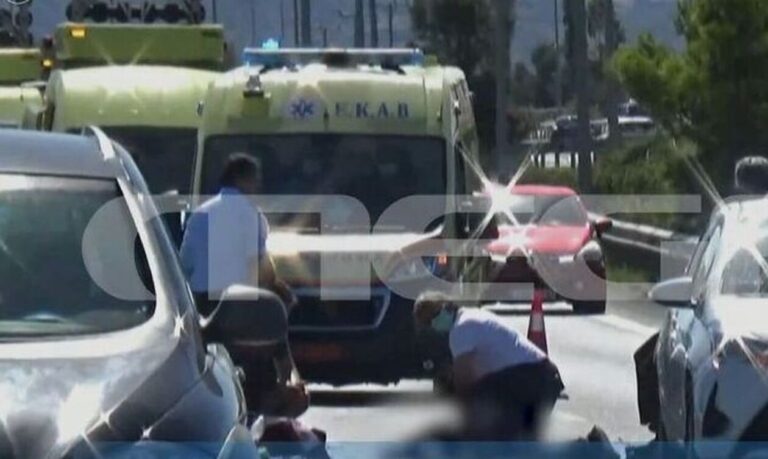Θανατηφόρο τροχαίο με αστυνομικό 31 ετών - Συγκρούστηκε με ΙΧ που ήθελε να αποφύγει σκύλο (video)