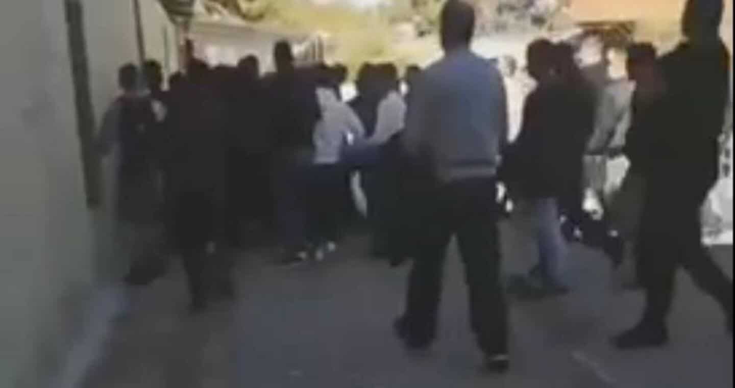 Κρήτη: Άγριο ξύλο μεταξύ μαθητών σε ΕΠΑΛ - Σοκαριστικό βίντεο