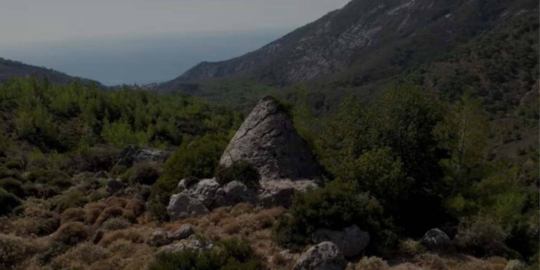 Χανιά: Η ανεξήγητη πυραμίδα της Σούγιας ή… το άλυτο μυστήριο της Κρήτης (video)