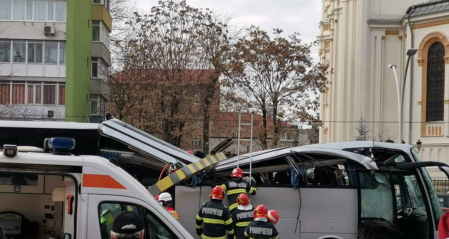 Τροχαίο με λεωφορείο με 47 Έλληνες στην Ρουμανία - Ένας νεκρός, 23 τραυματίες (φωτο)