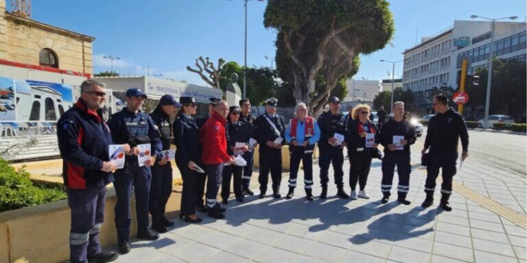 Χανιά: Δράση για την πρόληψη των τροχαίων ατυχημάτων από Τροχαία και ΕΚΑΒ