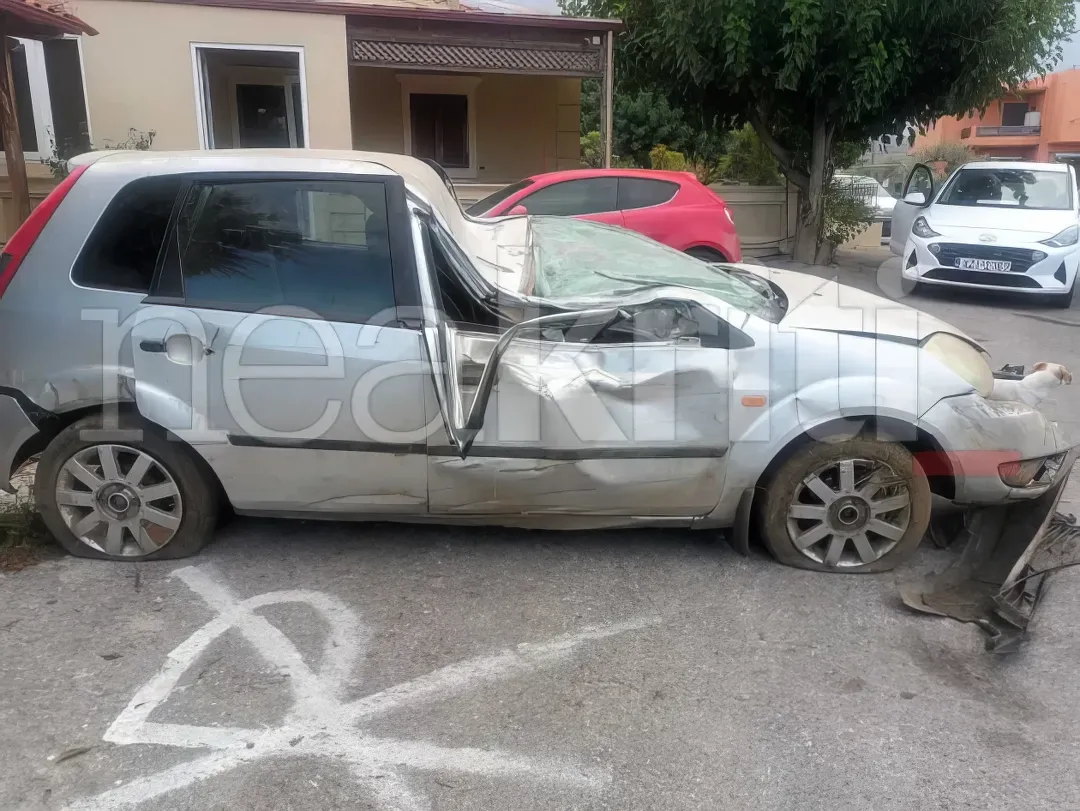 Χανιά: Εικόνες σοκ από το μοιραίο τροχαίο που στοίχησε τη ζωή στον 20χρονο Μανούσο (φωτο)