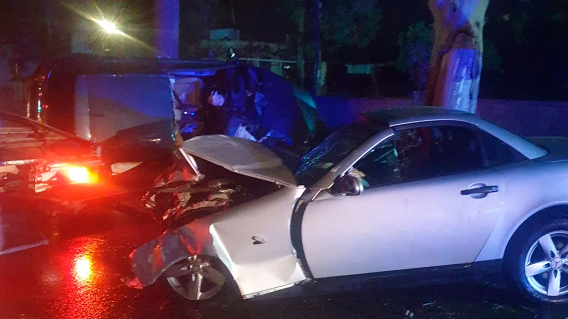 Ένας νεαρός νεκρός και τρεις τραυματίες σε τροχαίο - Βίντεο με τη στιγμή της σύγκρουσης