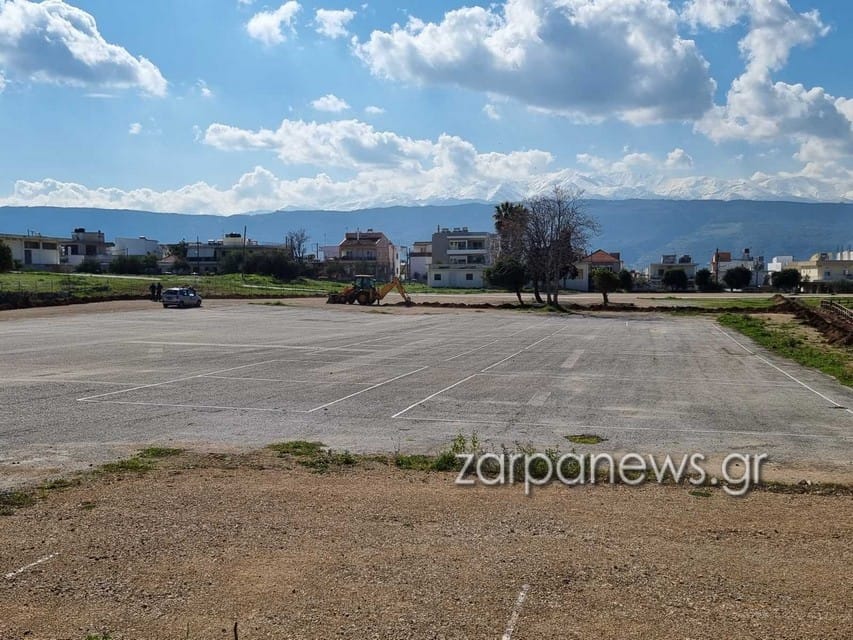 Χανιά: Εργασίες στο πρώην Στρατόπεδο Μαρκοπούλου για να μετατραπεί μέρος του σε πάρκινγκ (φωτο)