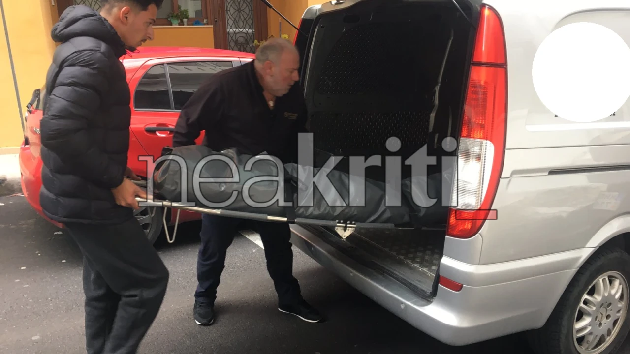 Γυναικοκτονία στην Κρήτη: Τη σκότωσε με μια σφαίρα στο κεφάλι, ήταν νεκρή στο σαλόνι - "Φασαριόζικο" ζευγάρι σε όλα, λένε οι πρώτες μαρτυρίες (φωτο)
