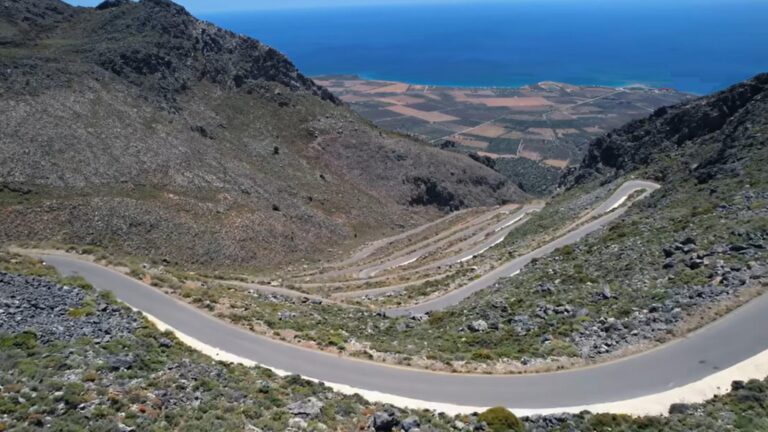 Αυτός είναι ο πιο επικίνδυνος δρόμος στην Ελλάδα και βρίσκεται στα Χανιά – Τι πρέπει να προσέχουν οι οδηγοί (Video)