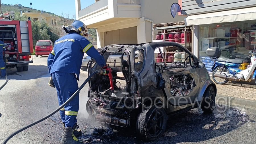 Χανιά: Smartaki «τυλίχτηκε» στις φλόγες στα Χανιά – Ήταν δίπλα σε φιάλες υγραερίου (video - φωτο)