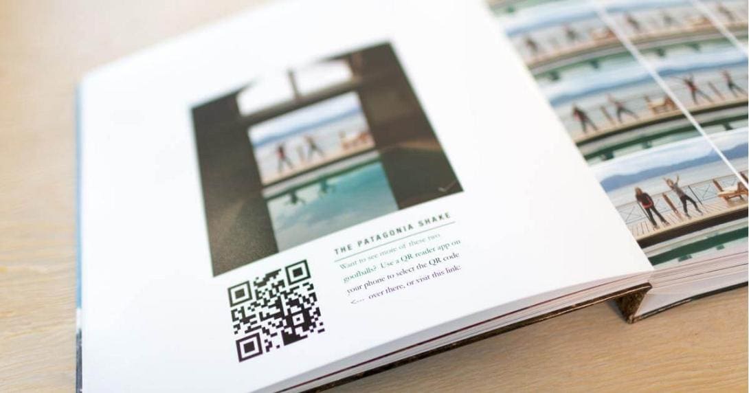 Χωρίς εικόνες τα νέα σχολικά βιβλία – Θα σκανάρουν QR στο κινητό τους οι μαθητές