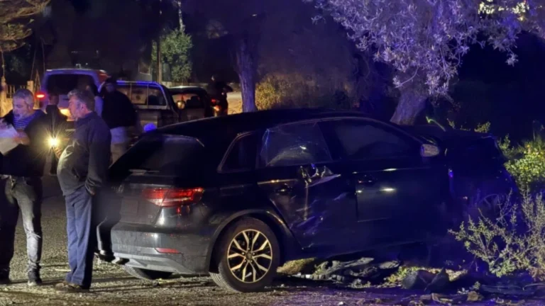 Σε κρίσιμη κατάσταση ένα παιδί από το σοβαρό τροχαίο - Δεύτερο ατύχημα στο ίδιο σημείο μετά από λίγα λεπτά