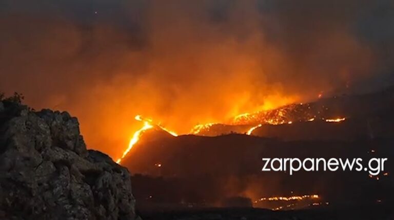 Χανιά: Πύρινη κόλαση στο Σέλινο - Μαίνεται ανεξέλεγκτα η πυρκαγιά, ενώ πνέουν ισχυροί άνεμοι – Κάηκαν σπίτια, δύο άτομα στο Κέντρο Υγείας (φωτο)