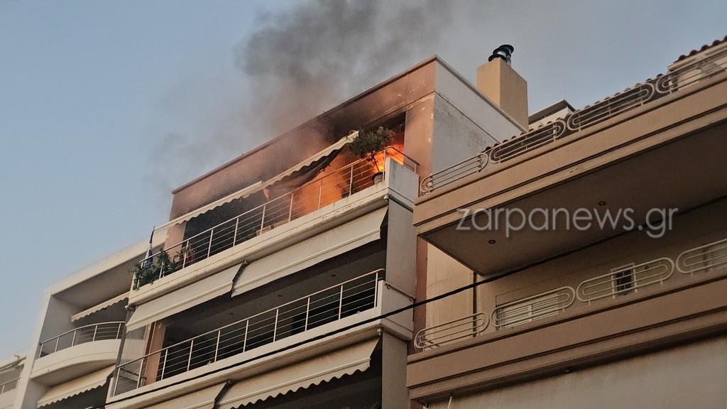Xανιά: Ρετιρέ πολυκατοίκίας τυλίχθηκε στις φλόγες στον Άγιο Ιωάννη (φωτο - video)